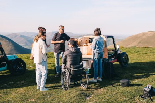 balade dans les montagnes basques avec e-pottok