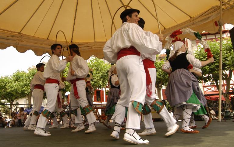 danses basques